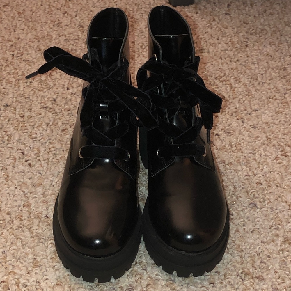 Heeled combat boots